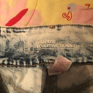ACID WASH NOBO HIGH RISE SKINNY JEANS SIZE 15/14